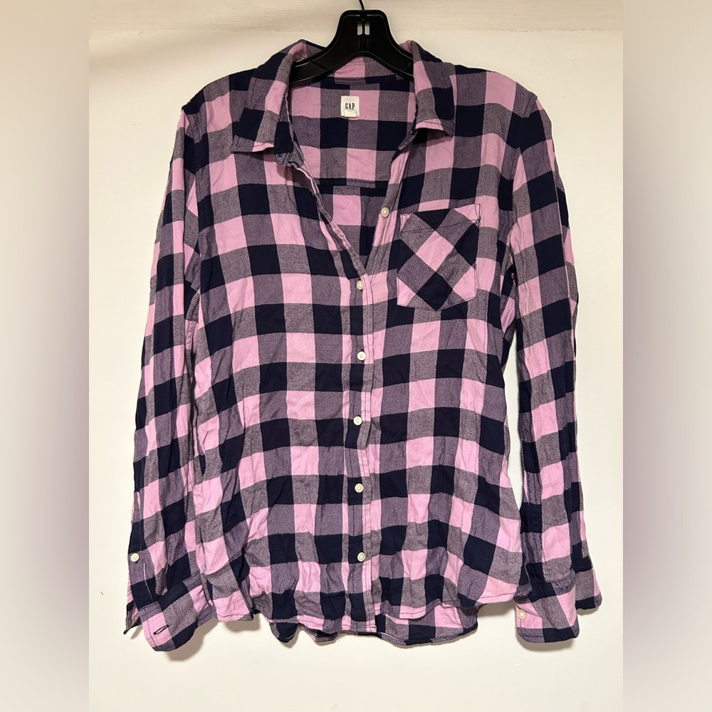 Gap plaid long sleeve button up